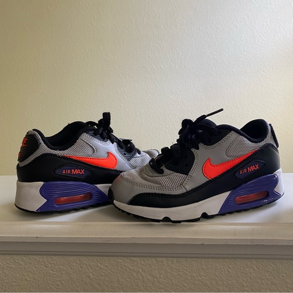 2 Pairs Kids Shoes 12.5C & 13C - Picture 2 of 6